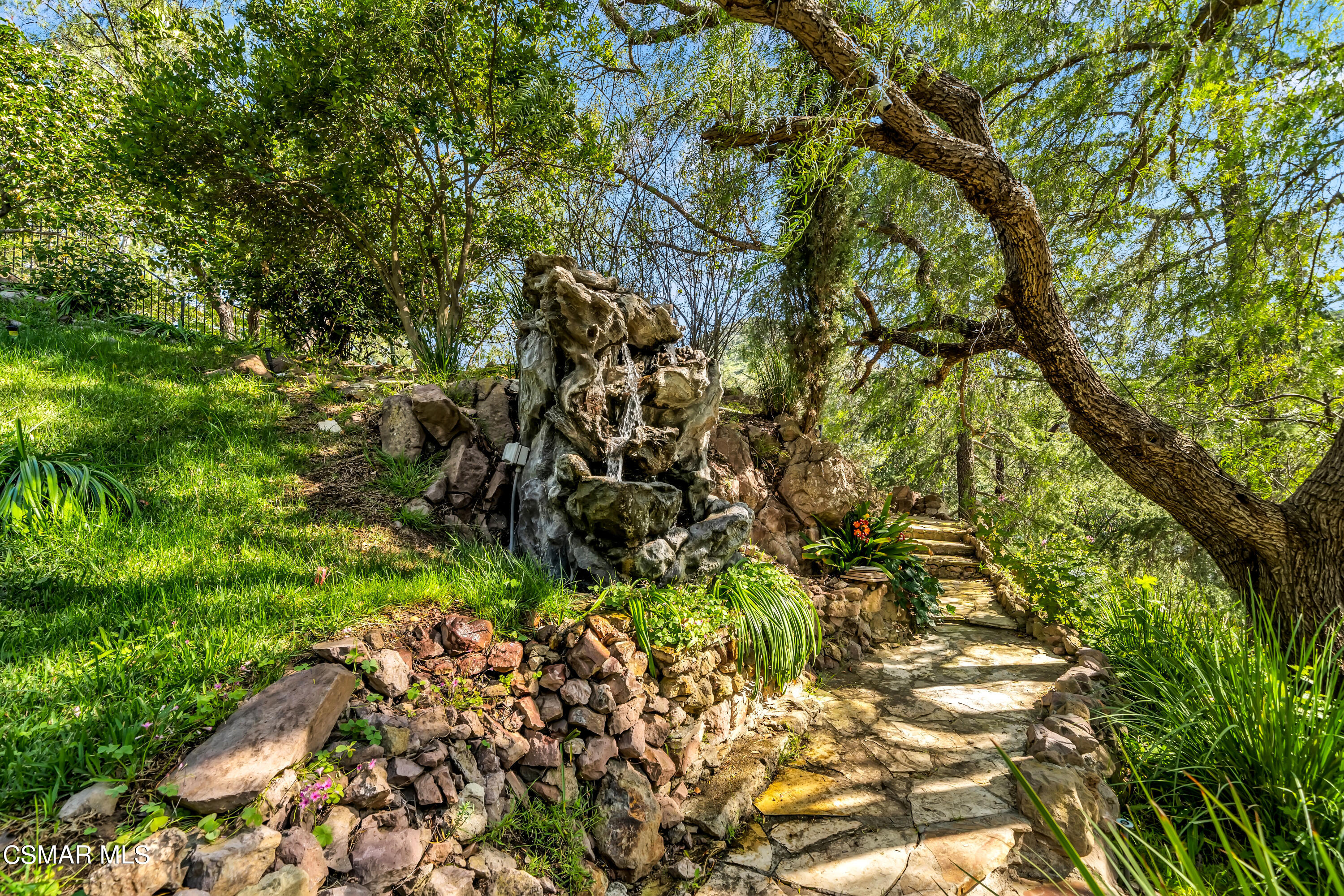 1999 Trentham Road Lake Sherwood, CA 91361 - Photo 48 of 61 a view of a tree