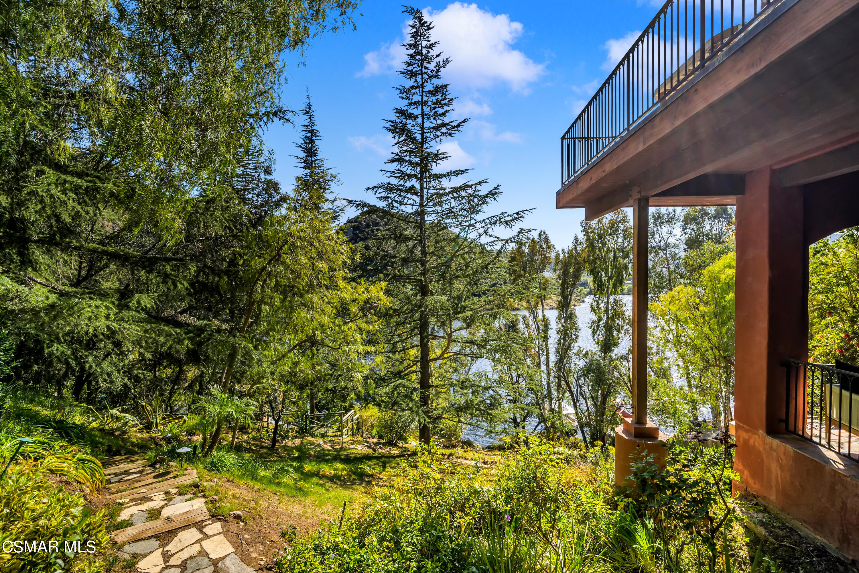 1999 Trentham Road Lake Sherwood, CA 91361 - Photo 53 of 61 Still-67