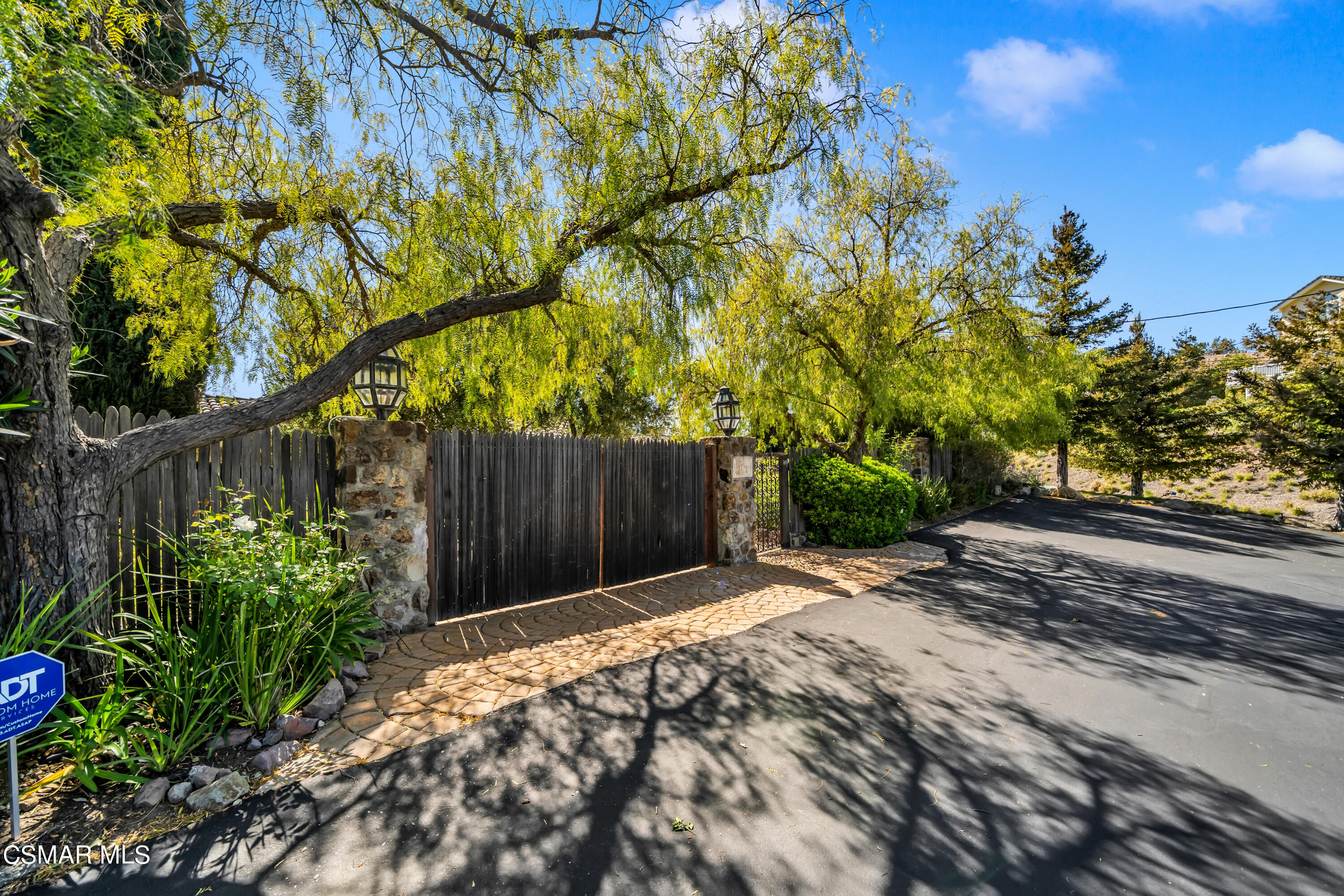 1999 Trentham Road Lake Sherwood, CA 91361 - Photo 57 of 61 Still-8