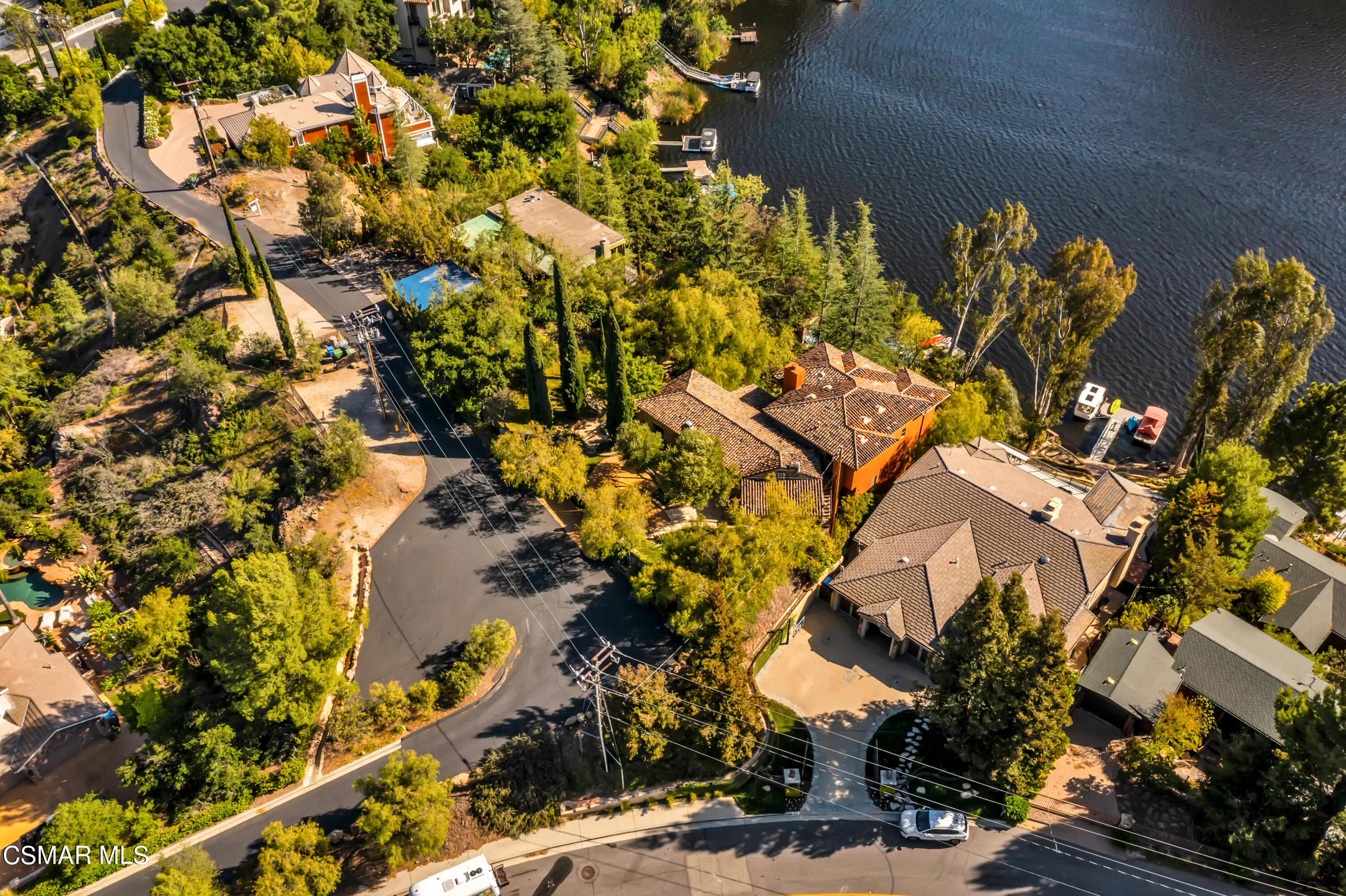 1999 Trentham Road Lake Sherwood, CA 91361 - Photo 58 of 61 Still-3