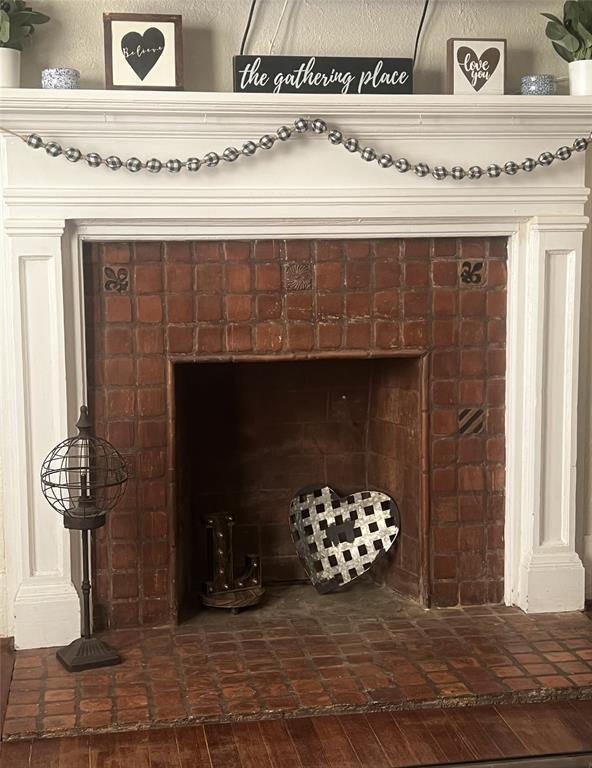106 Walnut Street Terrell, TX 75160 - Photo 5 of 27 Living Room Fireplace
