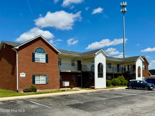 $750 | 1291 Park W Drive, Unit 2, Greenville, NC 27834