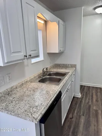 $750 | 1291 Park W Drive, Unit 2, Greenville, NC 27834