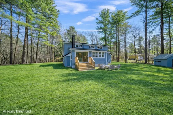 $629,900 | 5 Wentworth Drive, Newton, NH 03858