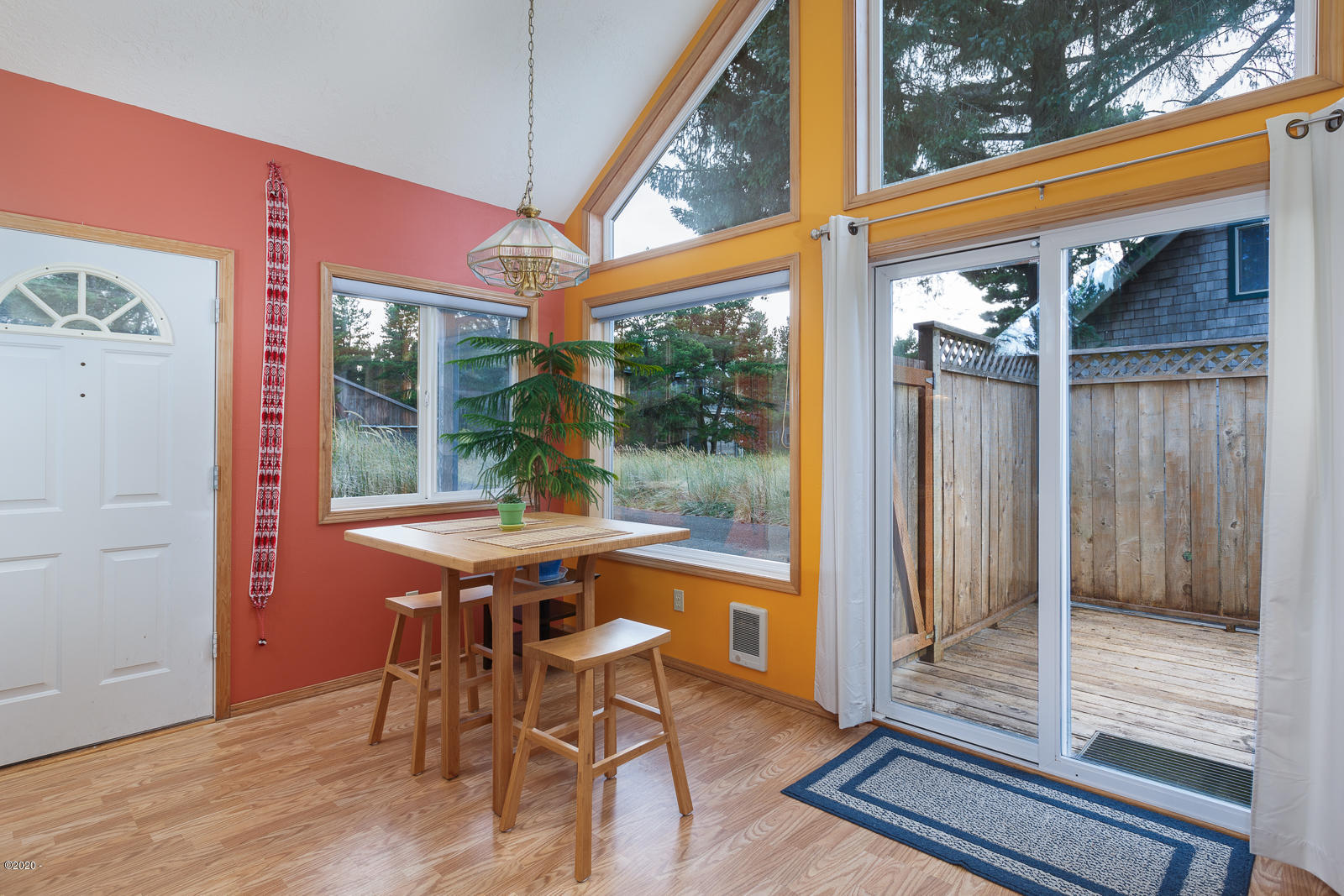 6100 Nestucca Ridge Road Pacific City, OR 97135 - Photo 4 of 14 Dining space