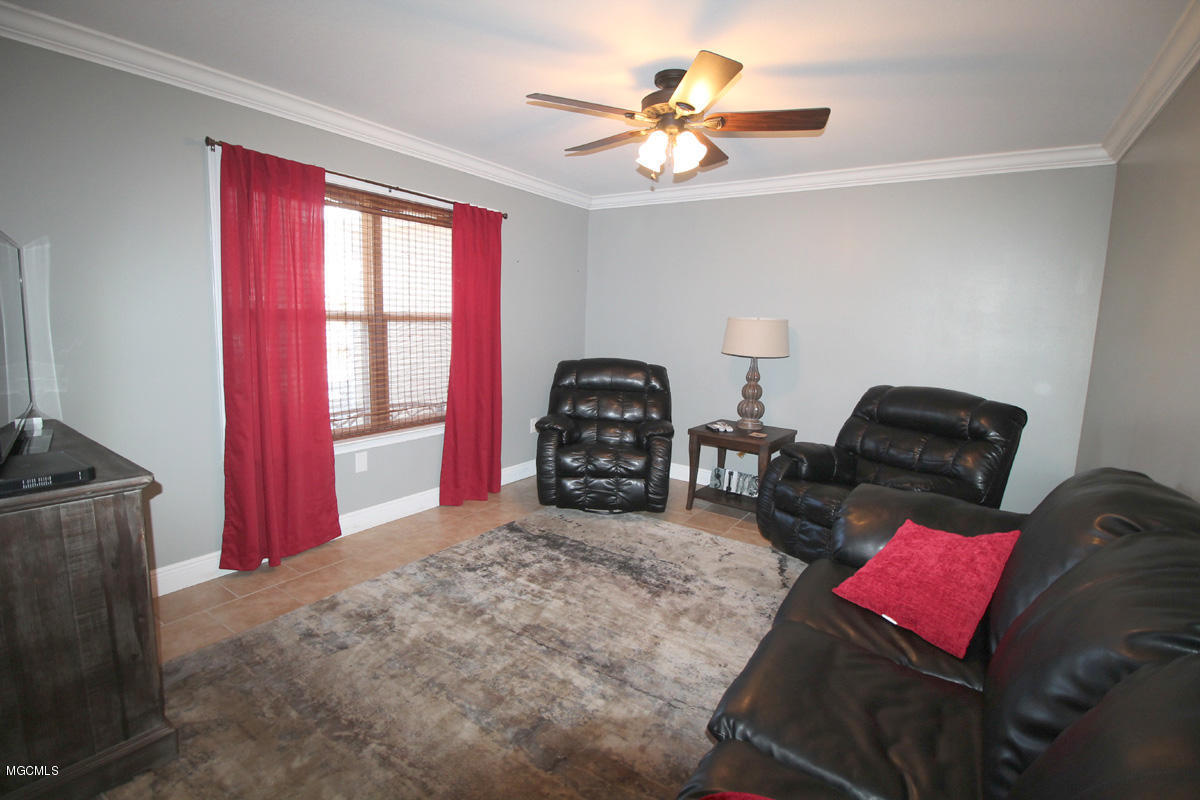 10908 Laakso Road Moss Point, MS 39562 - Photo 26 of 44 4 (2)