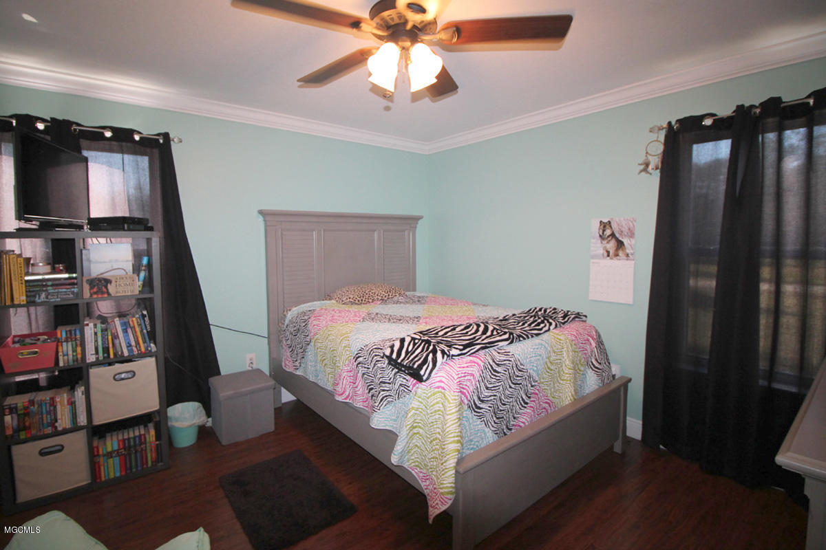 10908 Laakso Road Moss Point, MS 39562 - Photo 27 of 44 4 (3)