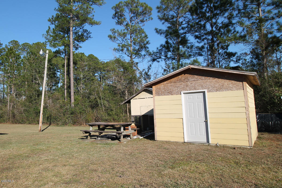10908 Laakso Road Moss Point, MS 39562 - Photo 42 of 44 6 (2)