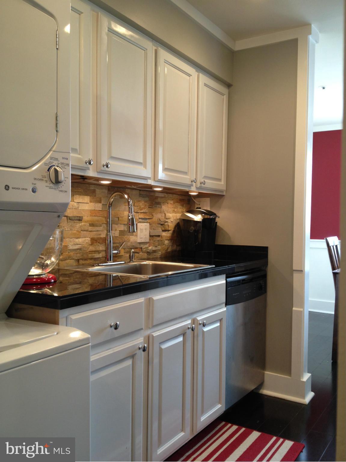 8369 Montgomery Run Road, Unit I Ellicott City, MD 21043 - Photo 10 of 30 Kitchen