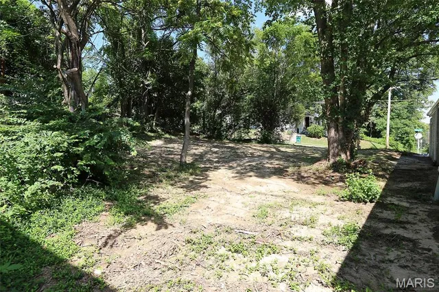 $379,900 | 7 Barbre Court, St. Louis, MO 63119