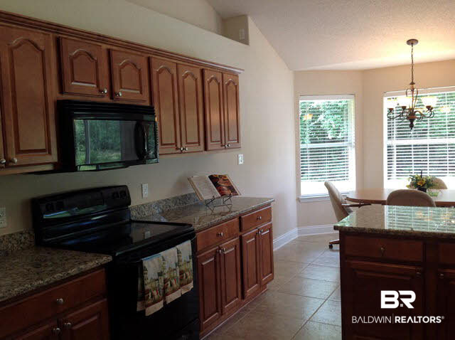 108 Durby Lane Foley, AL 36535 - Photo 15 of 45 Kitchen