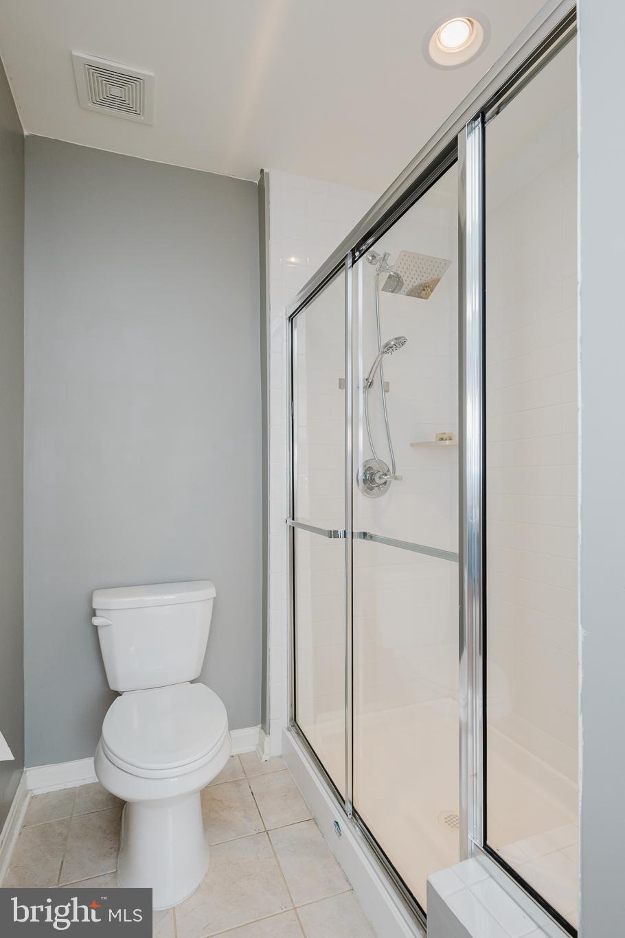 5417 Old Frederick Road Baltimore, MD 21229 - Photo 34 of 44 Walk in shower in En-Suite