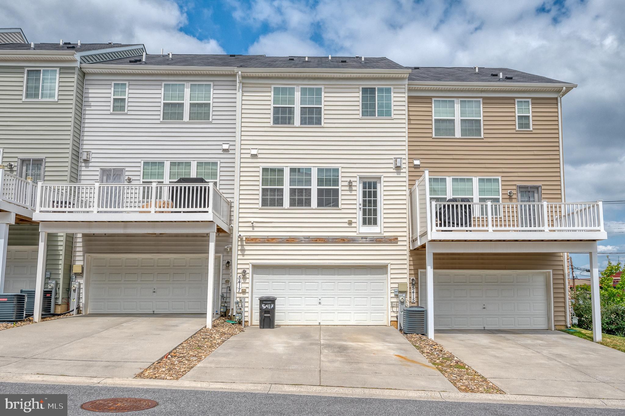 5417 Old Frederick Road Baltimore, MD 21229 - Photo 4 of 44 2 car garage