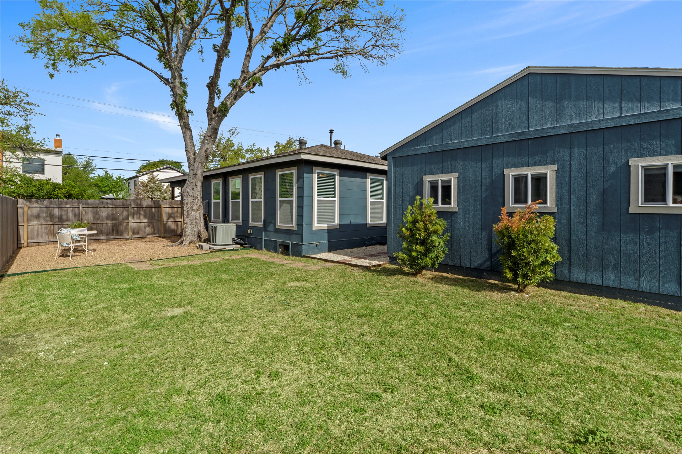 7803 Watson Street Austin, TX 78757 - Photo 33 of 37