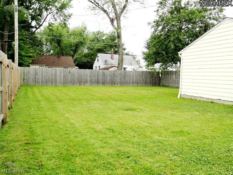 342 Quentin Road Eastlake, OH 44095 - Photo 12 of 12 Gallery Image 12