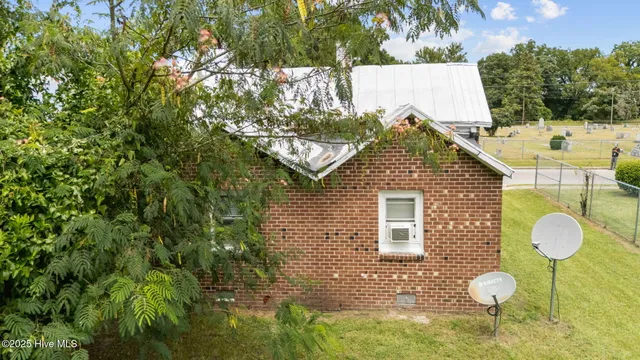 $76,900 | 109 East South Street, Kinston, NC 28501