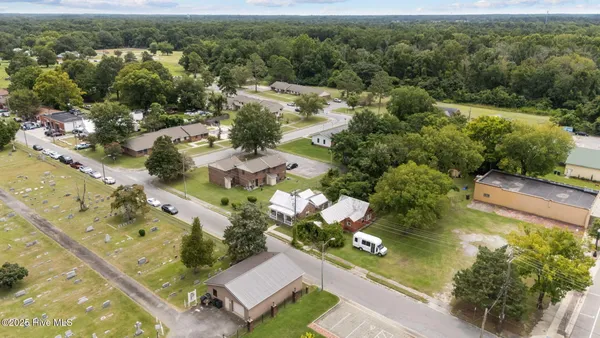 $76,300 | 109 East South Street, Kinston, NC 28501