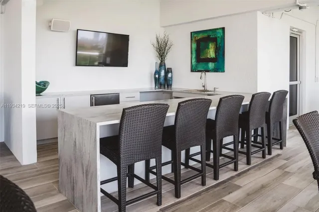 $2,421 | 1170 Northwest 11th Street, Unit A304, Miami, FL 33136