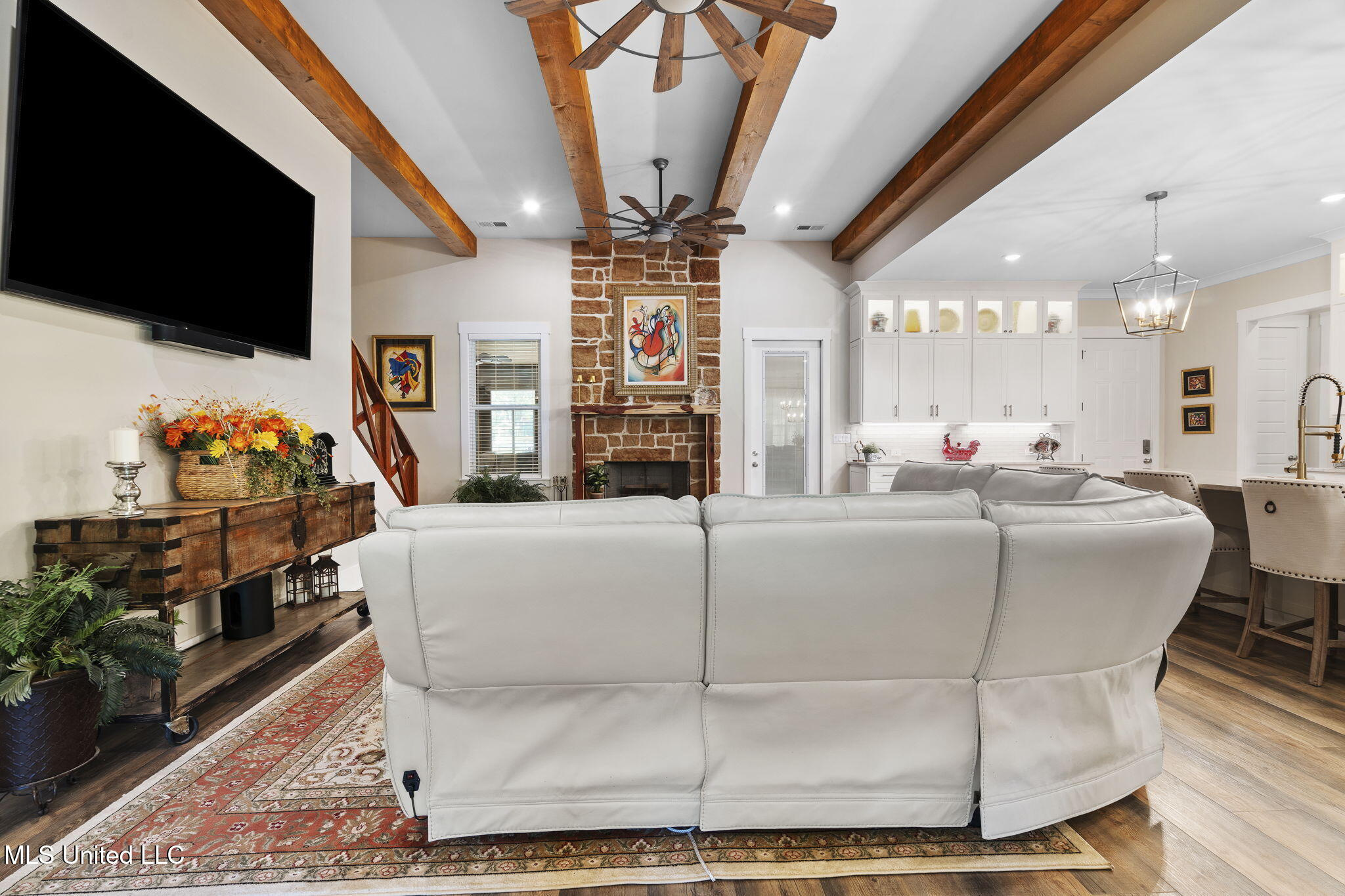 12097 Old Byhalia Road Byhalia, MS 38611 - Photo 22 of 85 view 1 of great room