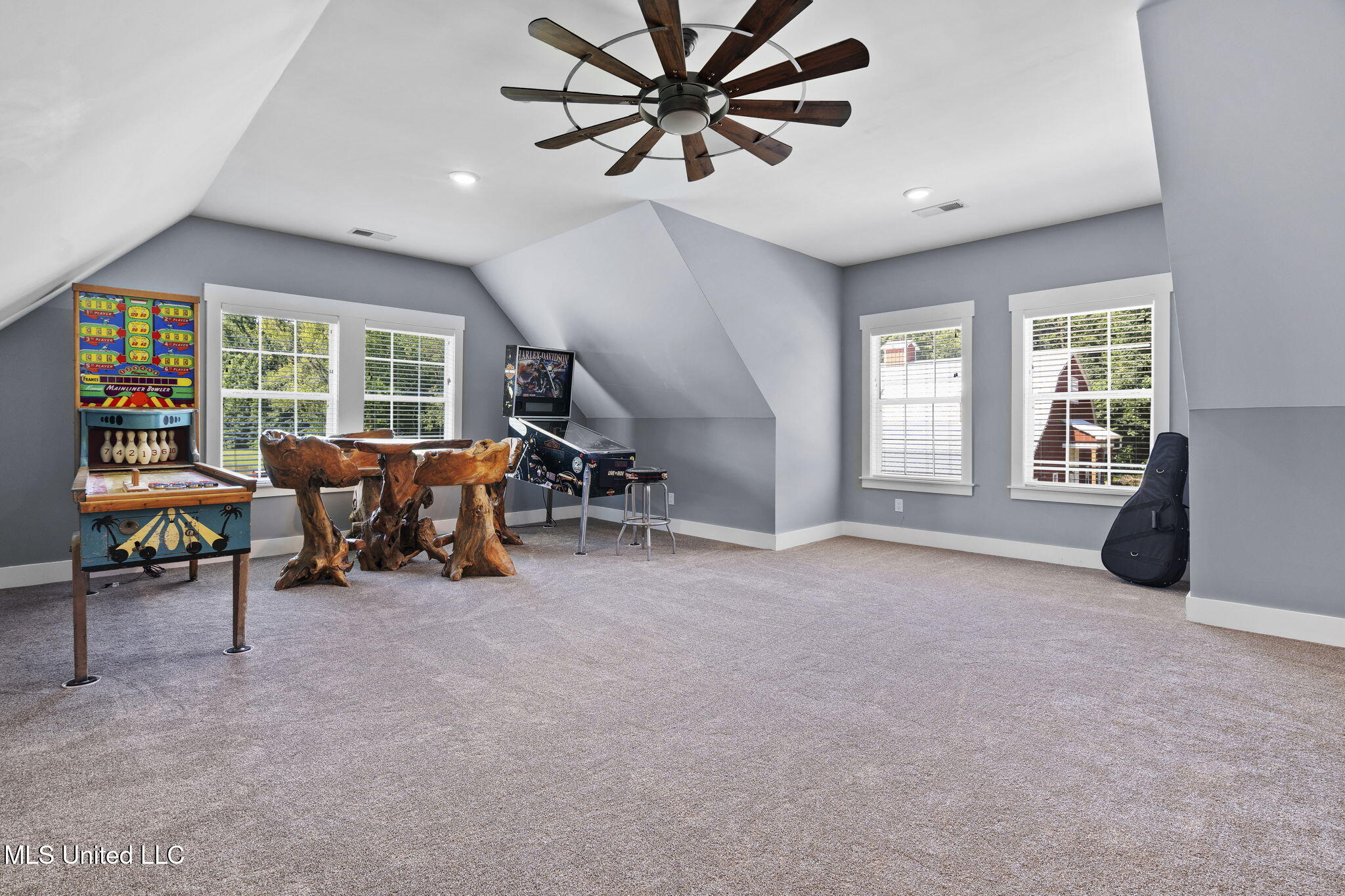 12097 Old Byhalia Road Byhalia, MS 38611 - Photo 49 of 85 game area of bonus