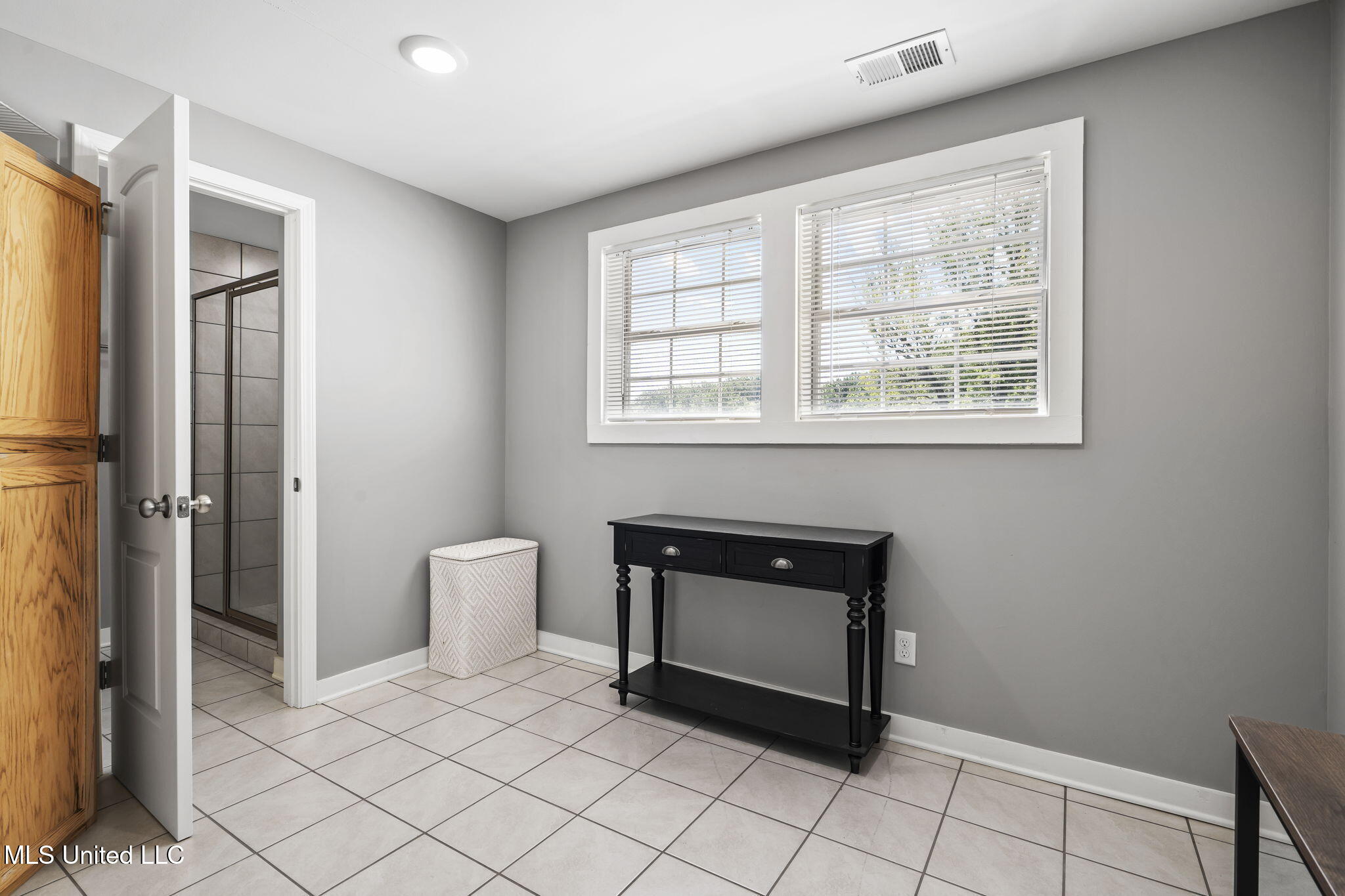 12097 Old Byhalia Road Byhalia, MS 38611 - Photo 71 of 85 office in apartment