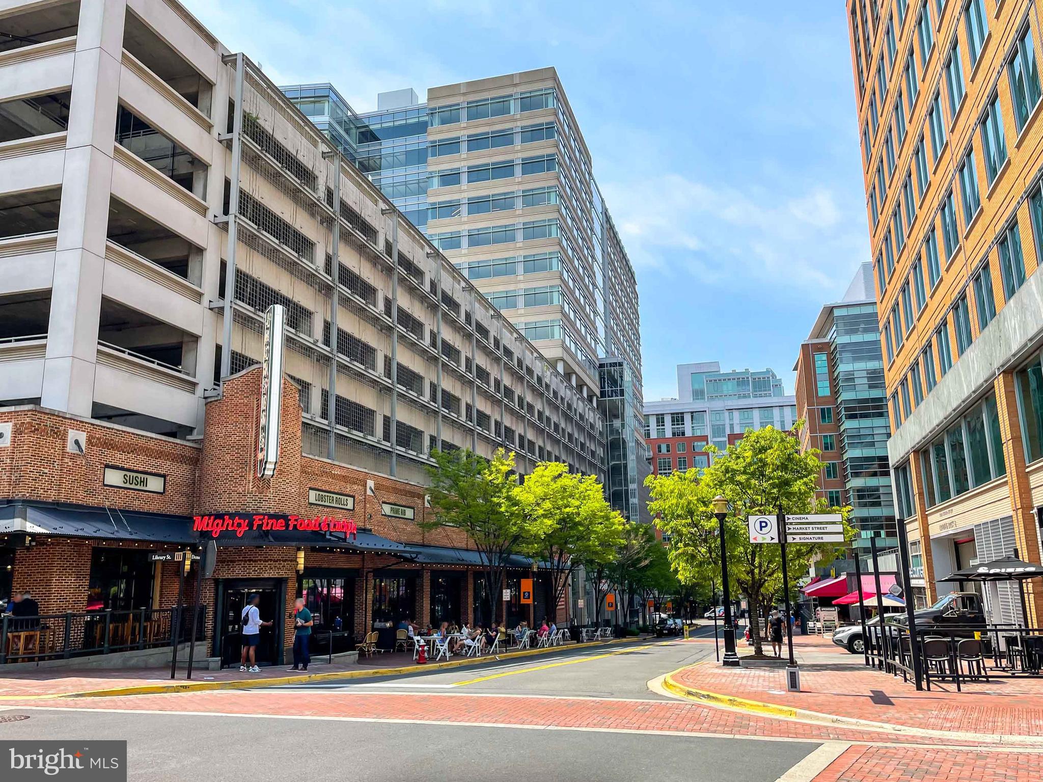 11563 Ivy Bush Court Reston, VA 20191 - Photo 31 of 48 a view of a food market with retail shops
