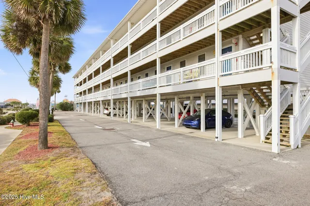 $365,000 | 305 North Topsail Drive, Unit 5, Surf City, NC 28445