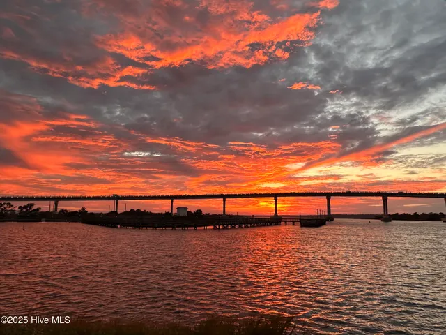 $365,000 | 305 North Topsail Drive, Unit 5, Surf City, NC 28445