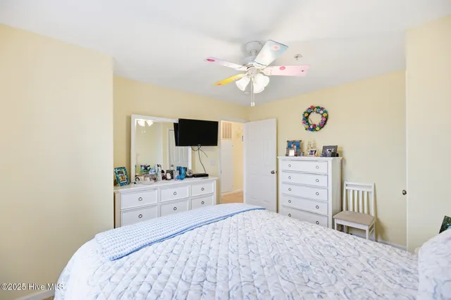 $365,000 | 305 North Topsail Drive, Unit 5, Surf City, NC 28445
