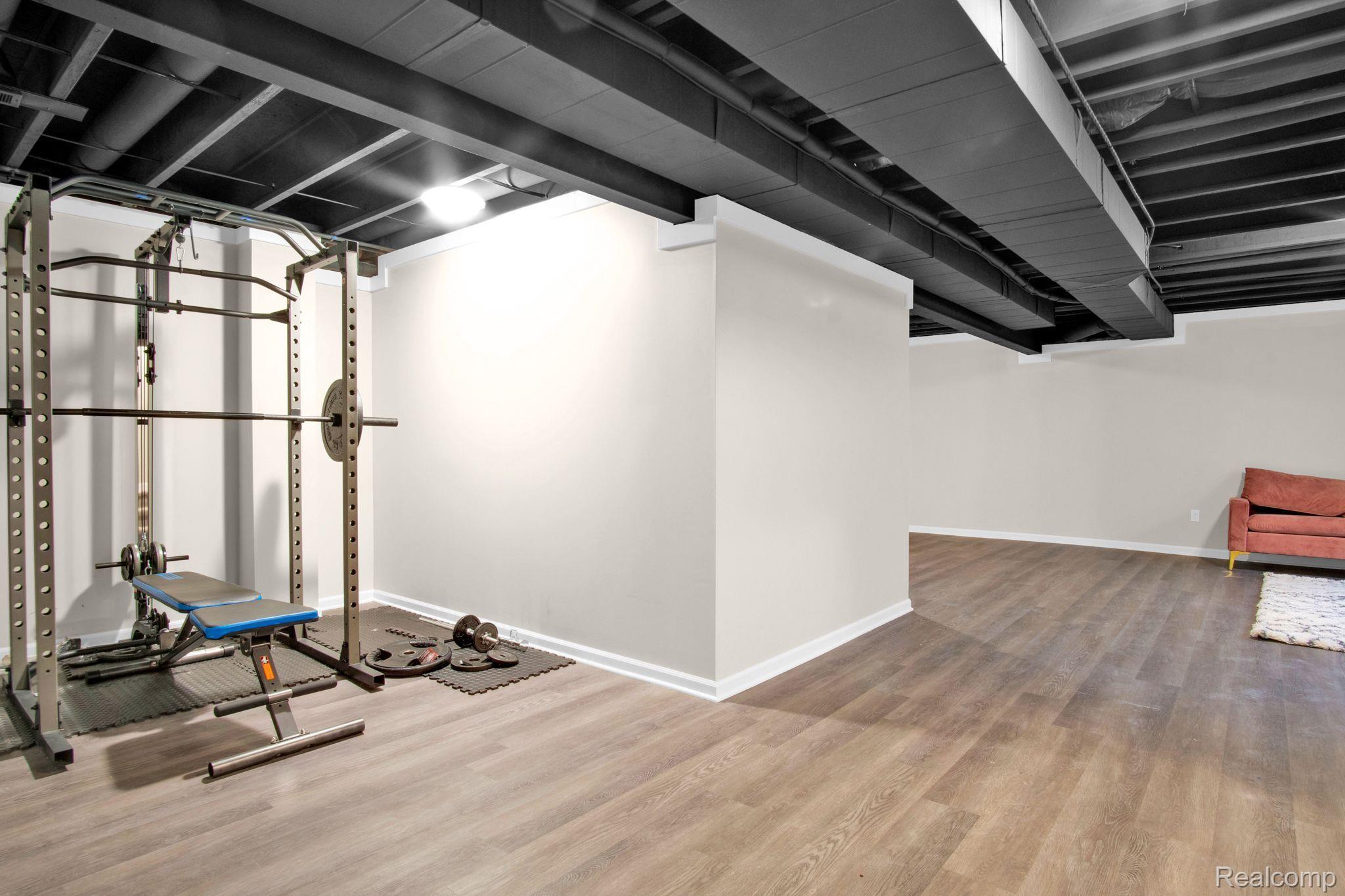 4230 Kent Road Royal Oak, MI 48073 - Photo 38 of 48 Gallery Image 38
