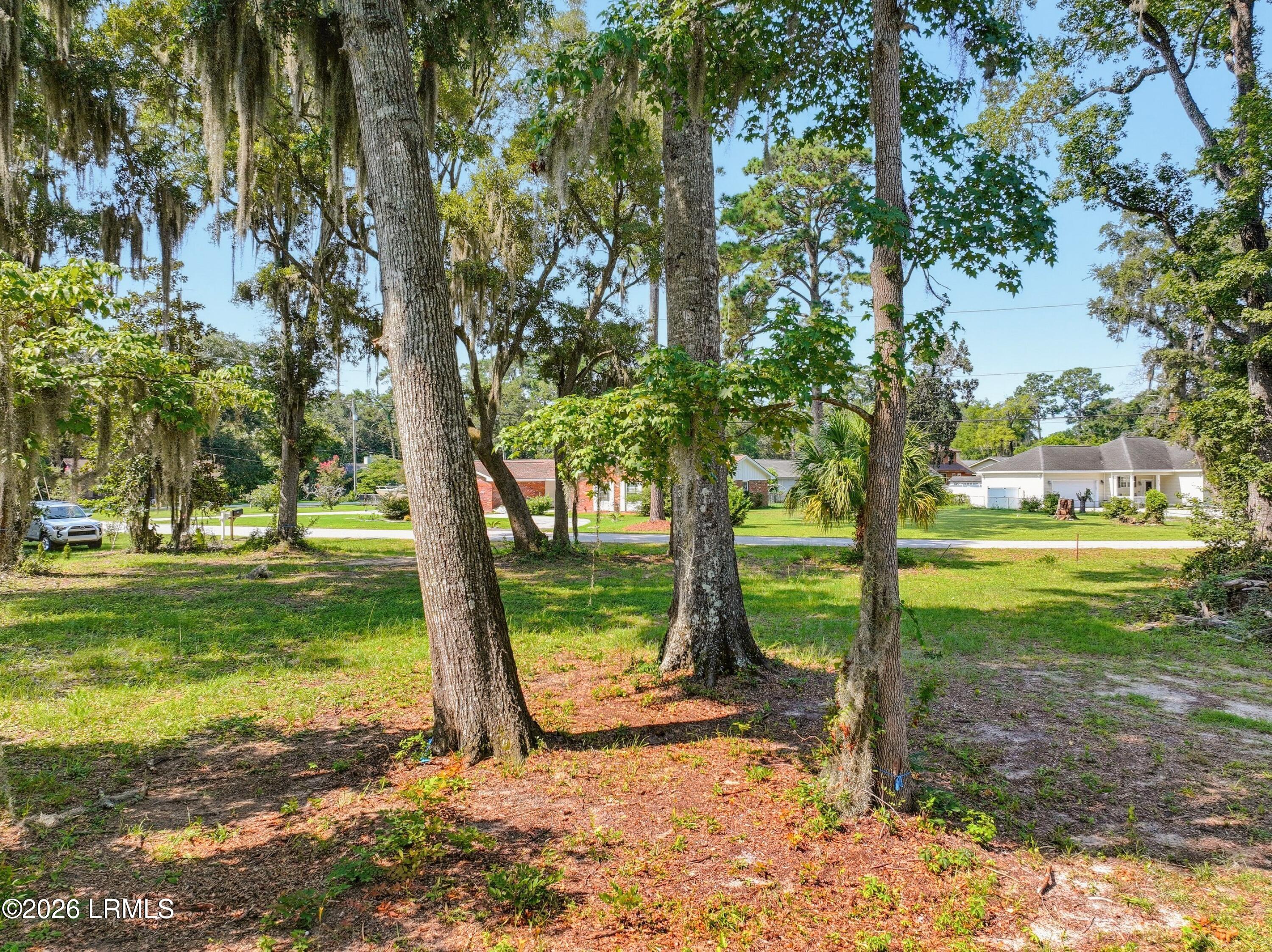 6114 Vaux Road Beaufort, SC 29906 - Photo 11 of 19 dji_fly_20260729_055630_0083_17853367771