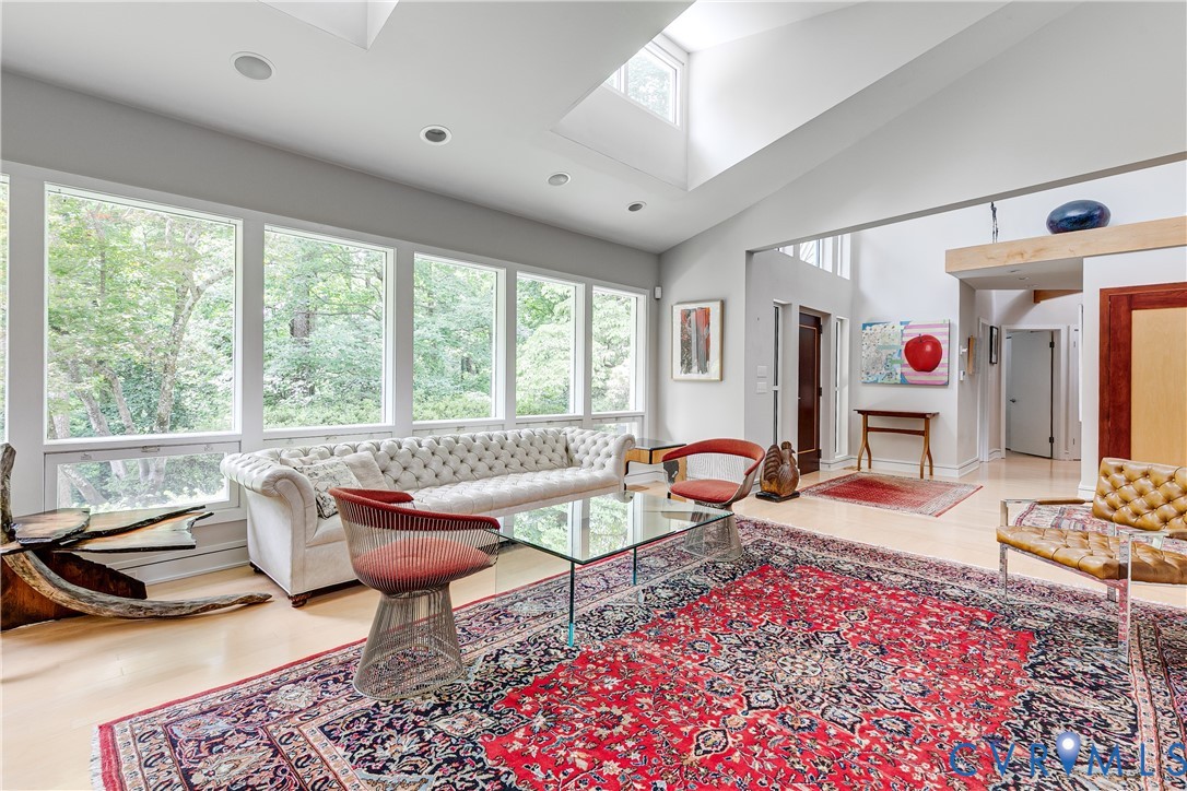 220 Ampthill Road Richmond, VA 23226 - Photo 15 of 59 Gorgeous architecture