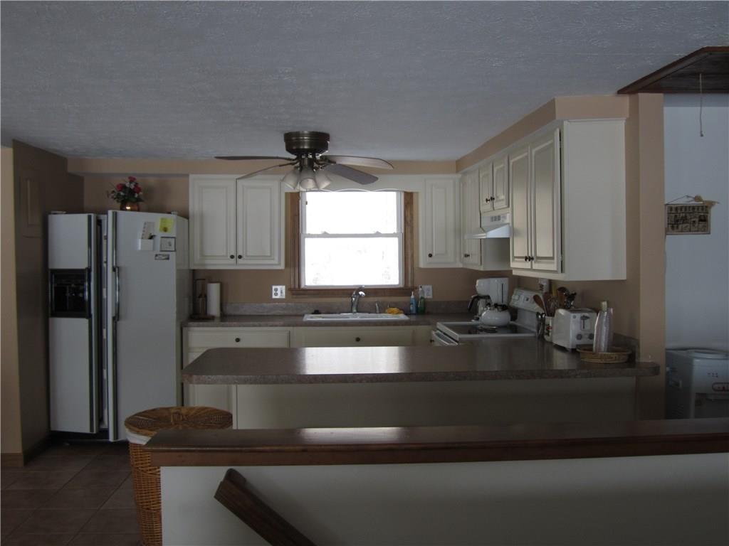 122 Thomas Pond Terrace Road Raymond, ME 04071 - Photo 9 of 13 KITCHEN