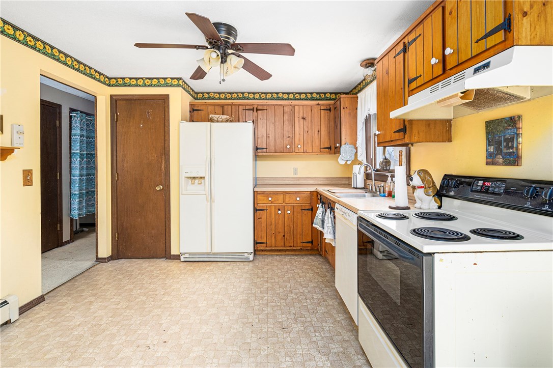 263 Congdon Road Voluntown, CT 06384 - Photo 12 of 37