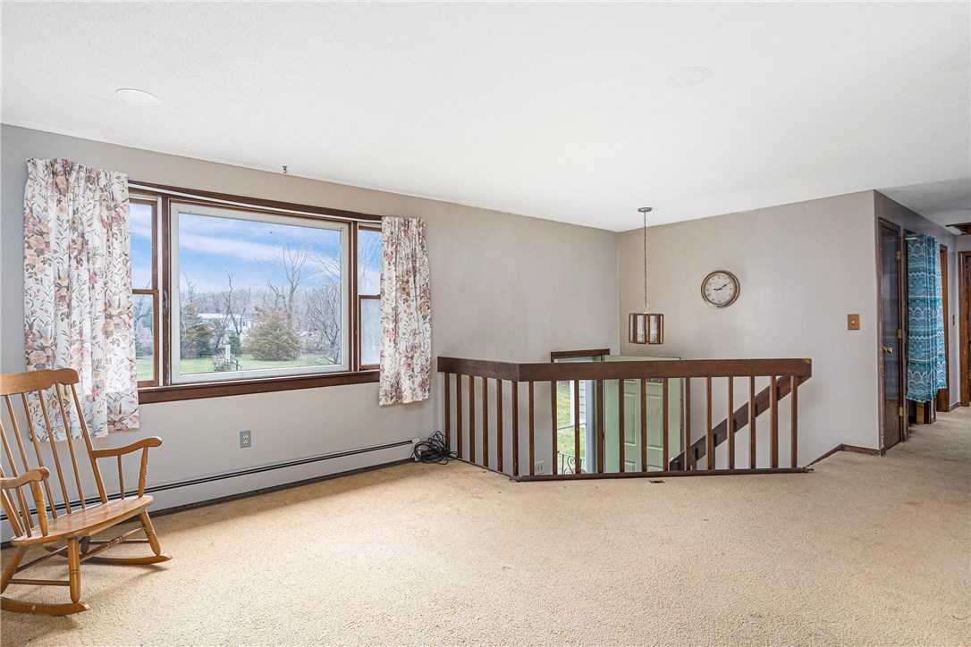 263 Congdon Road Voluntown, CT 06384 - Photo 5 of 37