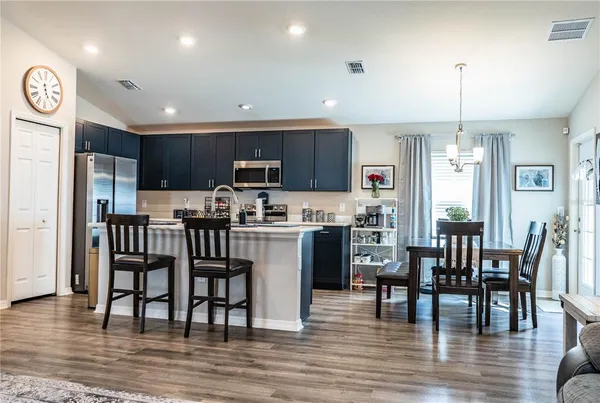 $309,900 | 928 Aruba Avenue, Mulberry, FL 33860