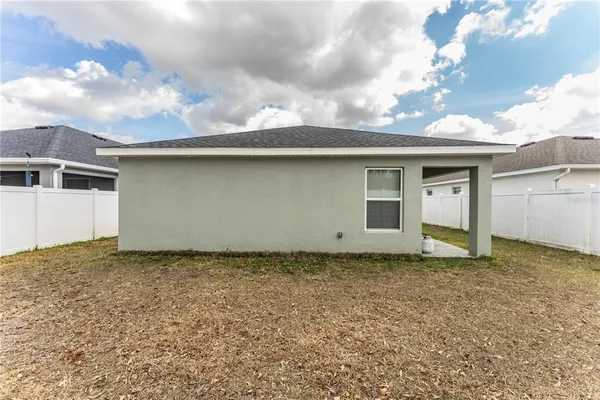 $309,900 | 928 Aruba Avenue, Mulberry, FL 33860