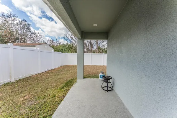 $309,900 | 928 Aruba Avenue, Mulberry, FL 33860