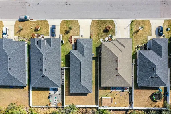 $309,900 | 928 Aruba Avenue, Mulberry, FL 33860