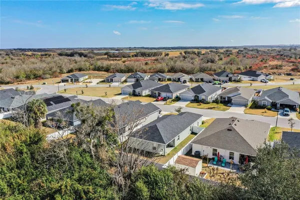 $309,900 | 928 Aruba Avenue, Mulberry, FL 33860
