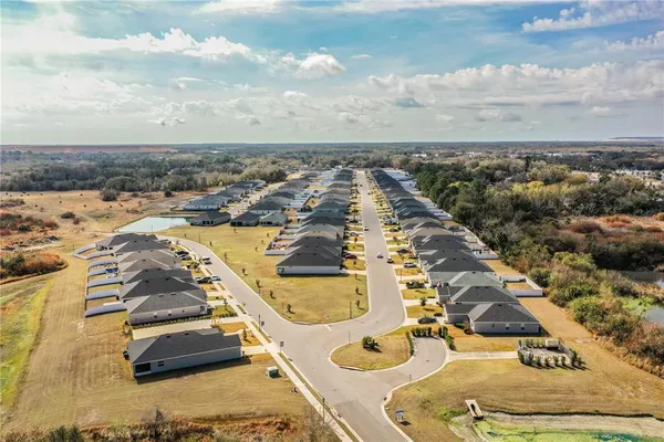 $309,900 | 928 Aruba Avenue, Mulberry, FL 33860