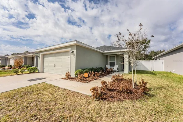 $309,900 | 928 Aruba Avenue, Mulberry, FL 33860