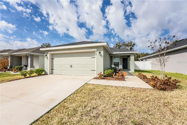 $309,900 | 928 Aruba Avenue, Mulberry, FL 33860