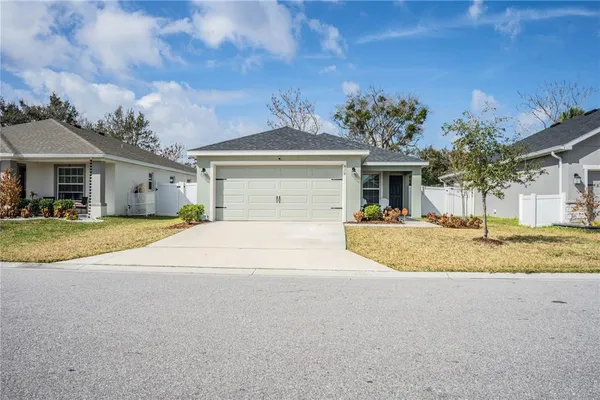 $309,900 | 928 Aruba Avenue, Mulberry, FL 33860