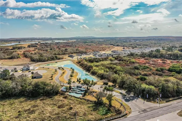 $309,900 | 928 Aruba Avenue, Mulberry, FL 33860