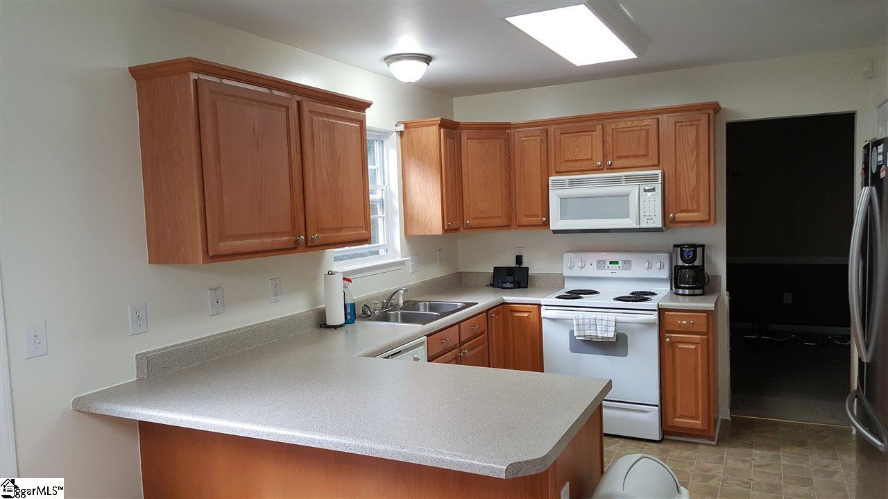 713 Timberwood Ridge Greer, SC 29651 - Photo 3 of 28 Gallery Image 3