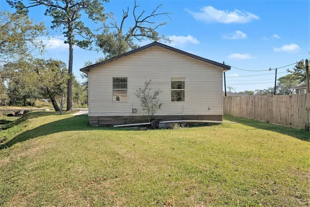 $180,000 | 12215 Myrtle Avenue, Crosby, TX 77532
