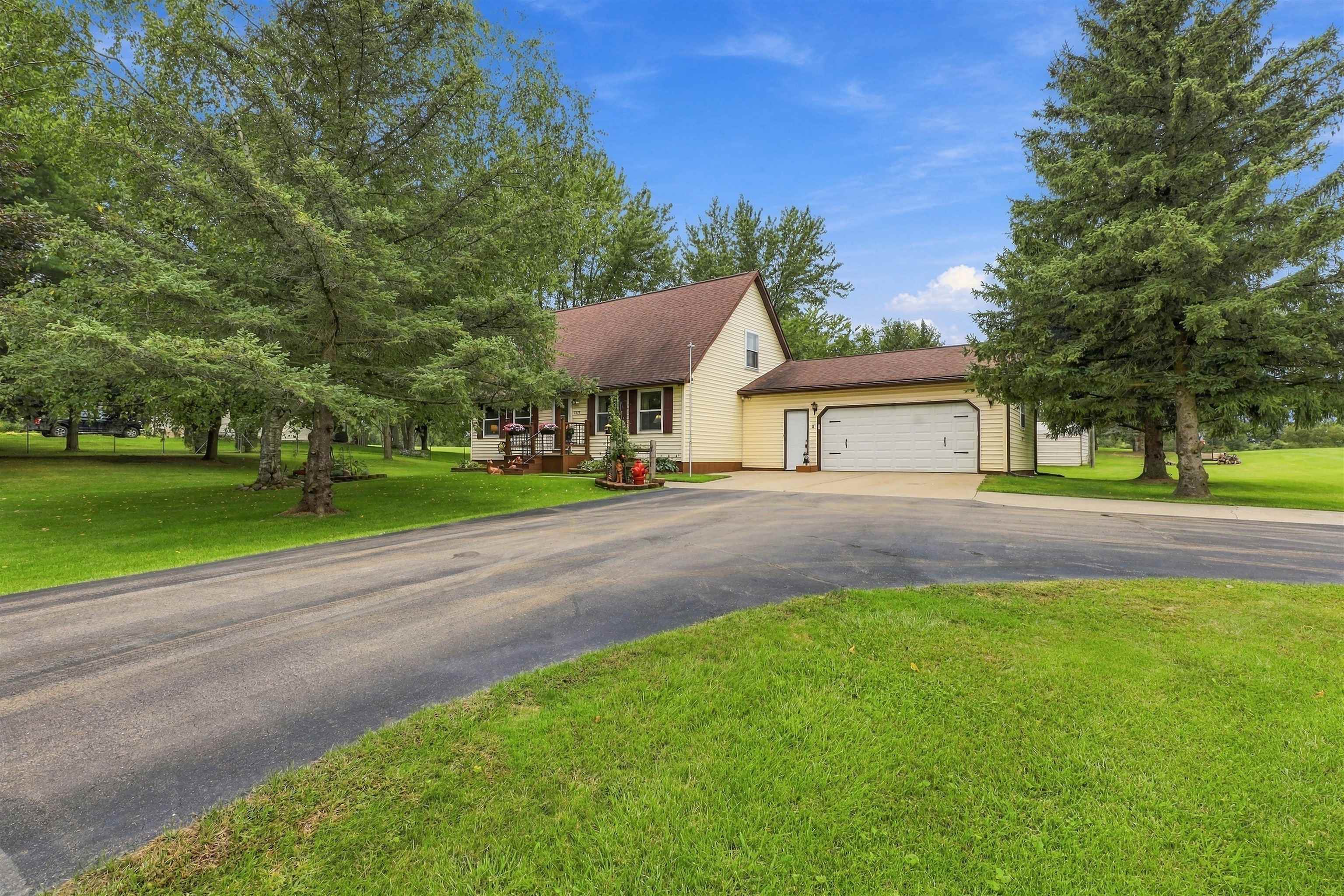 7275 Hall Road Davisburg, MI 48350 - Photo 11 of 60 Gallery Image 11