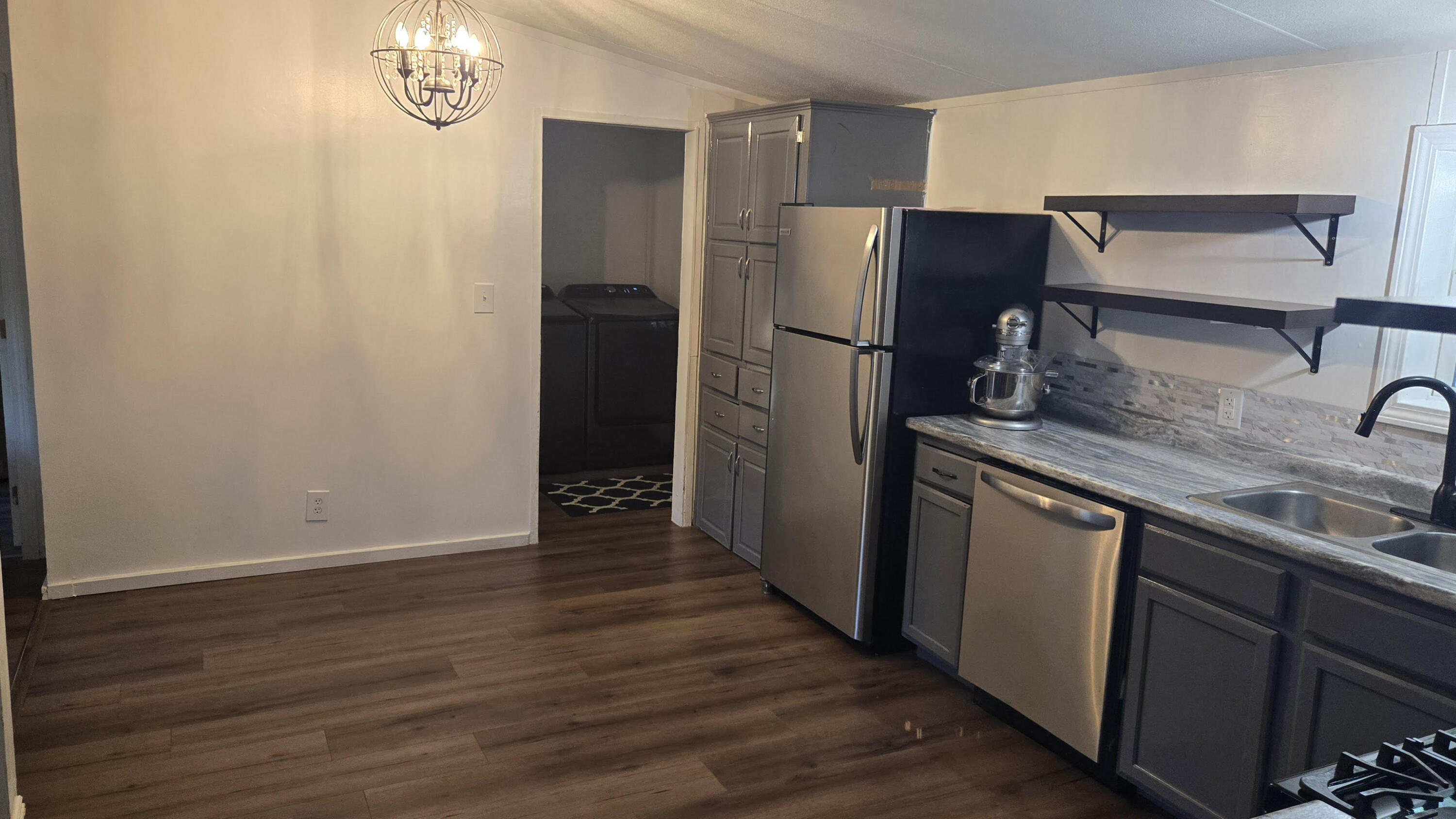 211 Middle Road Warren, ME 04864 - Photo 3 of 17 3