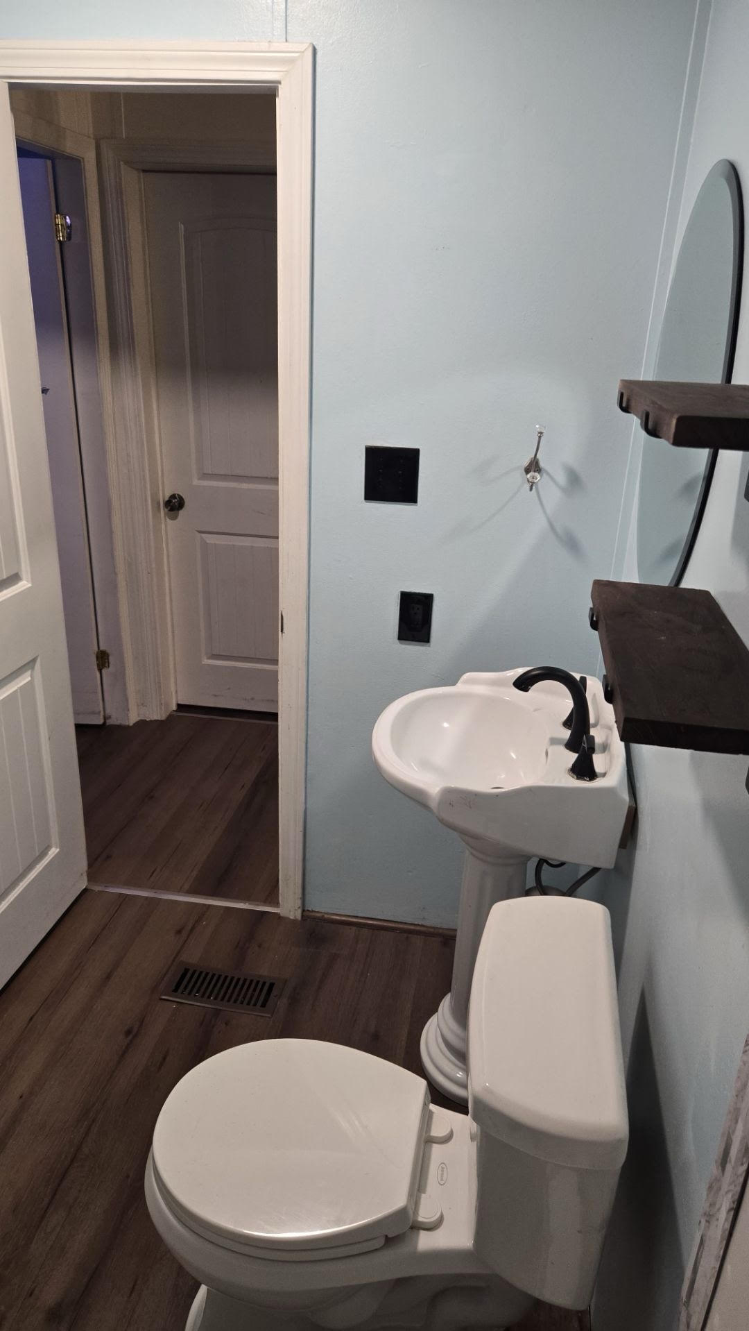 211 Middle Road Warren, ME 04864 - Photo 7 of 17 7